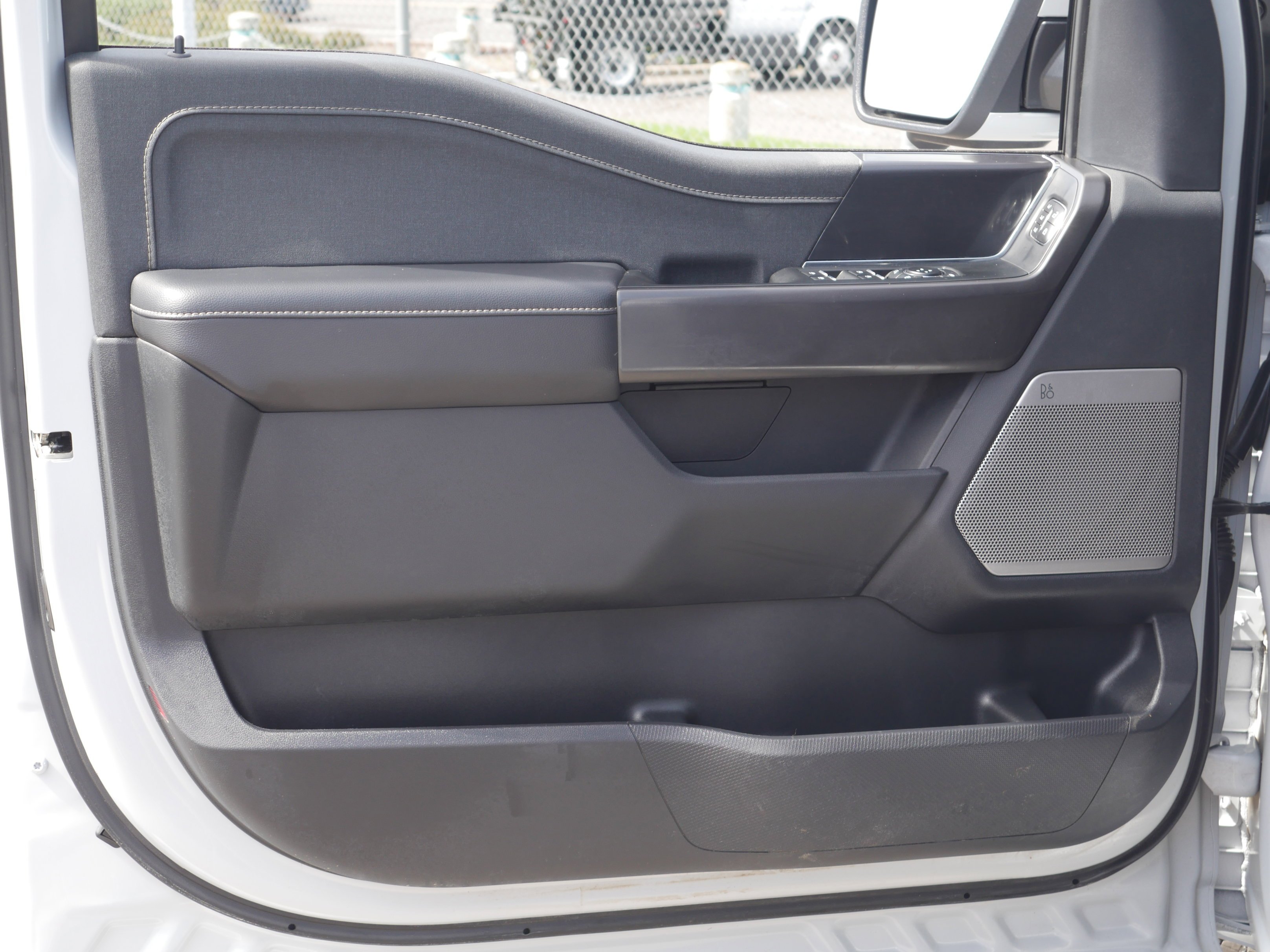 2025 Ford F-150 Lariat - Photo 40