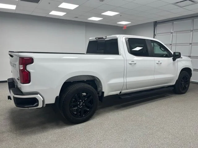 Used 2024 White Chevrolet RST image 10