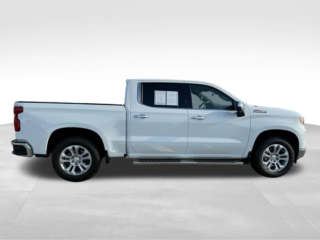 Used 2023 White Chevrolet LTZ image 29