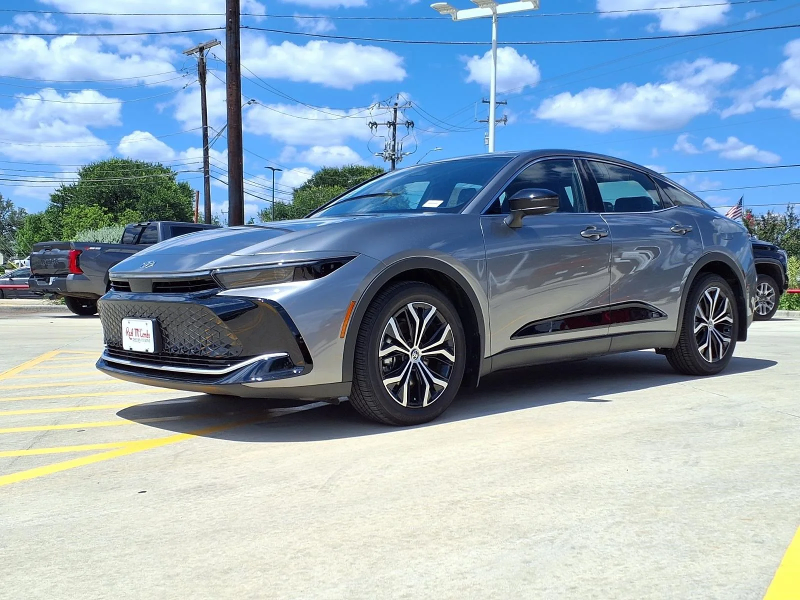 2026 Toyota Crown XLE AWD's photo