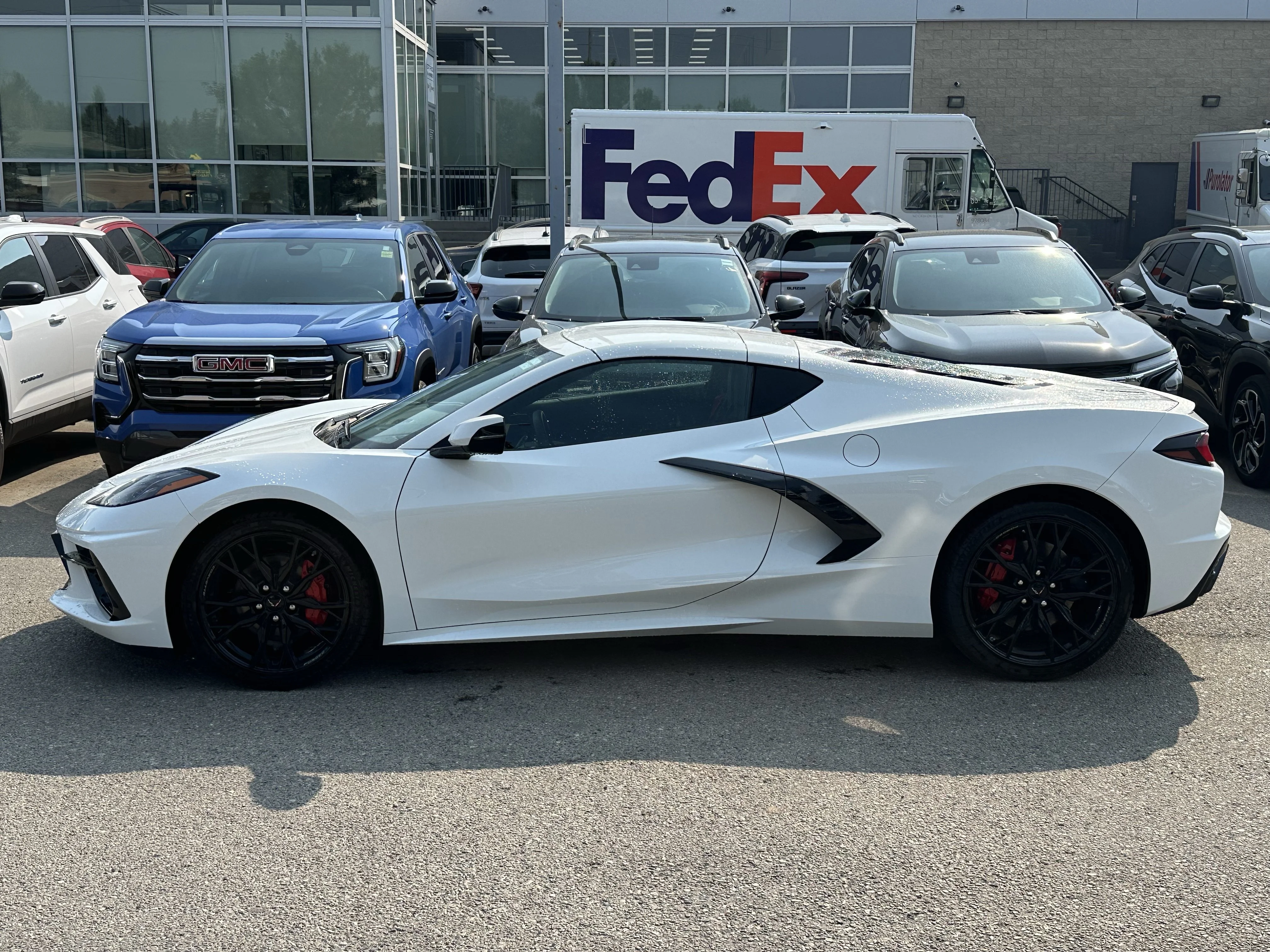 New 2027 Arctic White Chevrolet 1LT image 3