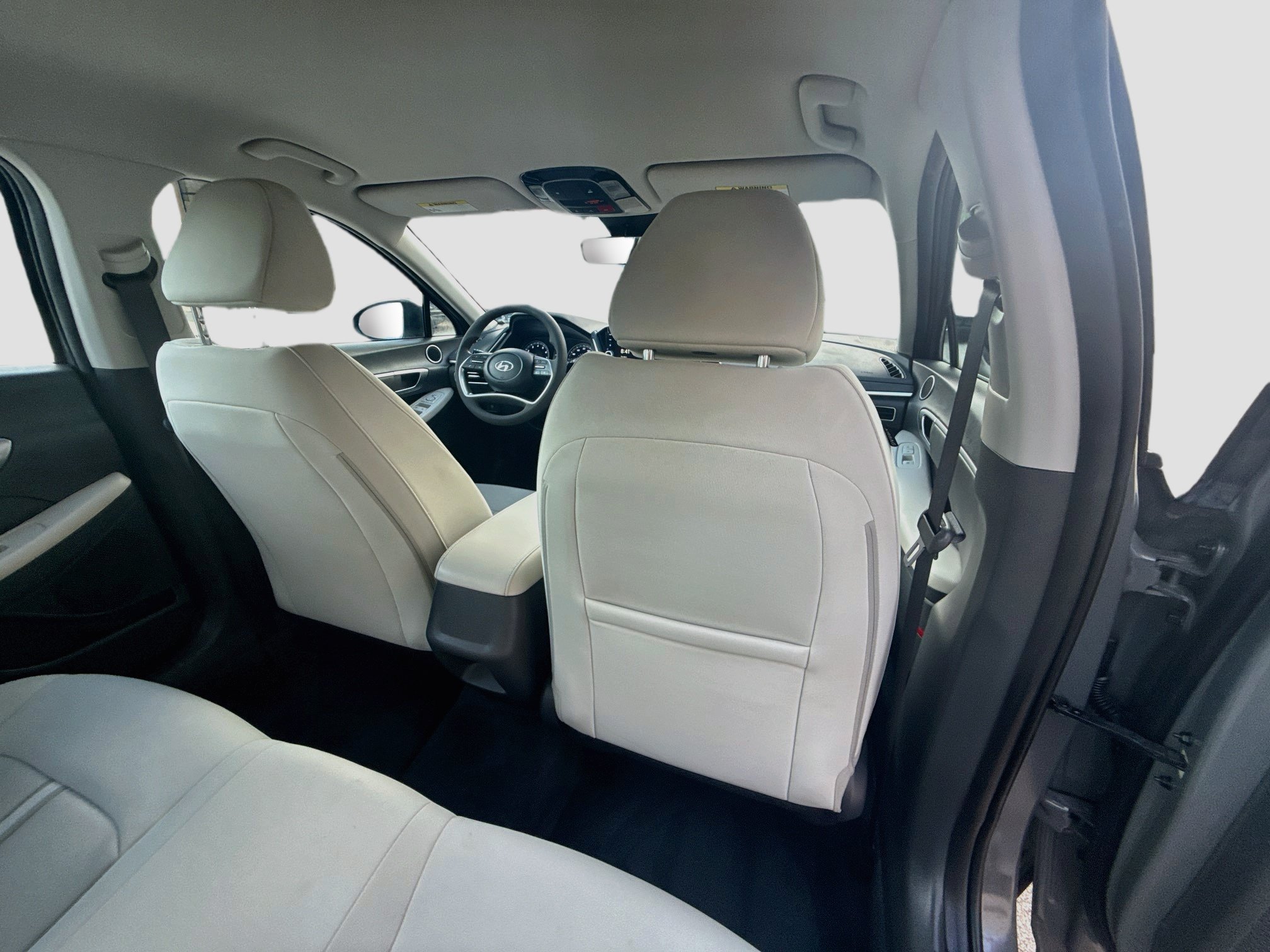 Used 2023 Hampton Gray Hyundai SEL image 26