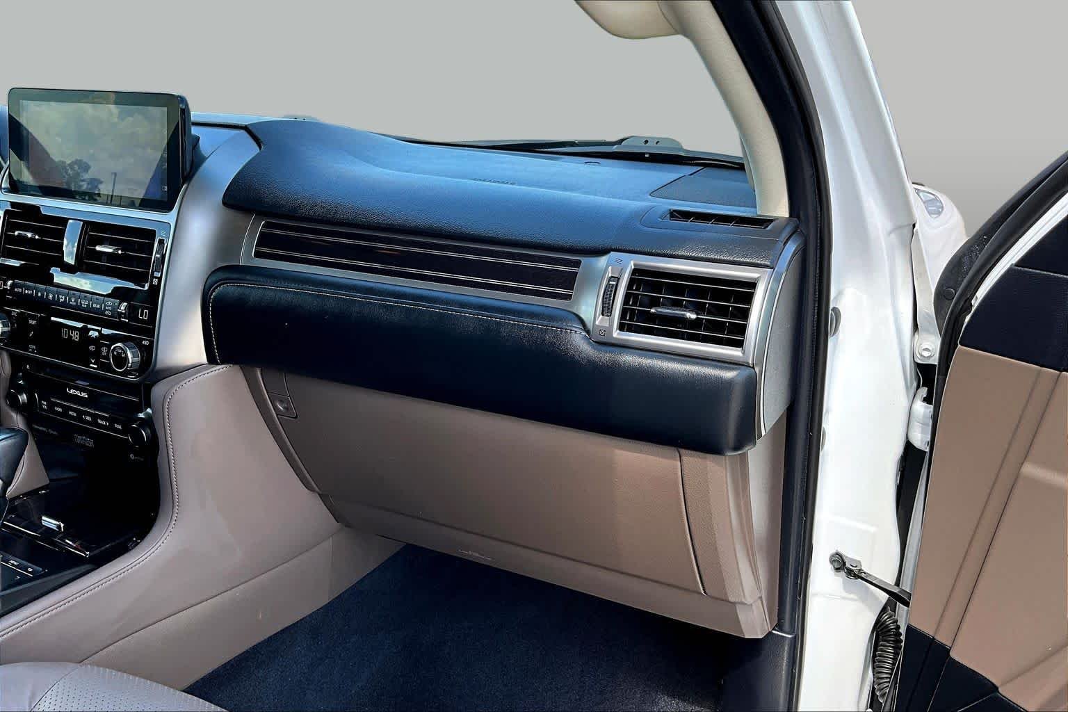 Used 2023 Eminent White Pearl Lexus Luxury image 19