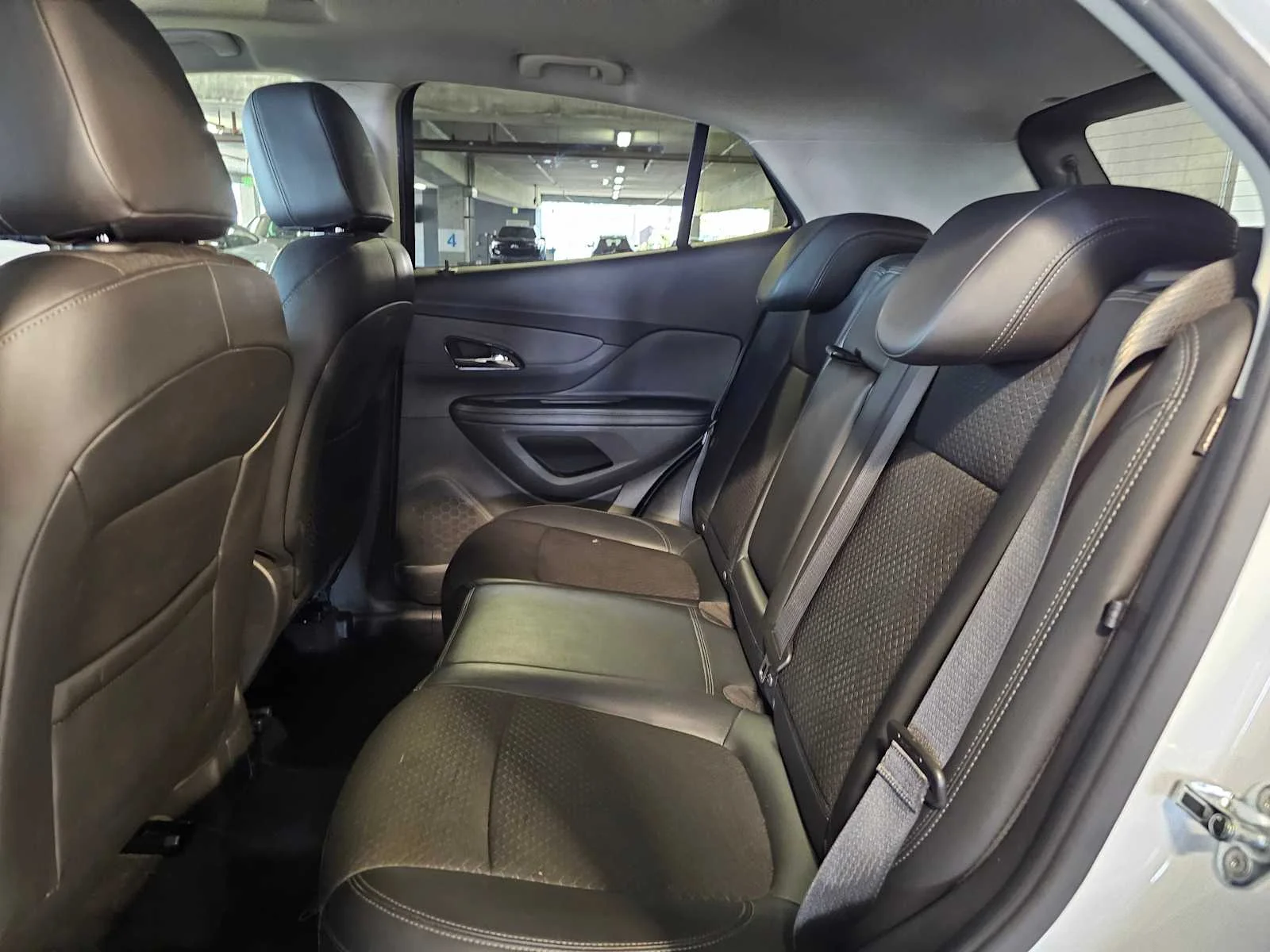 Used 2019 Summit White Buick Sport Touring image 27