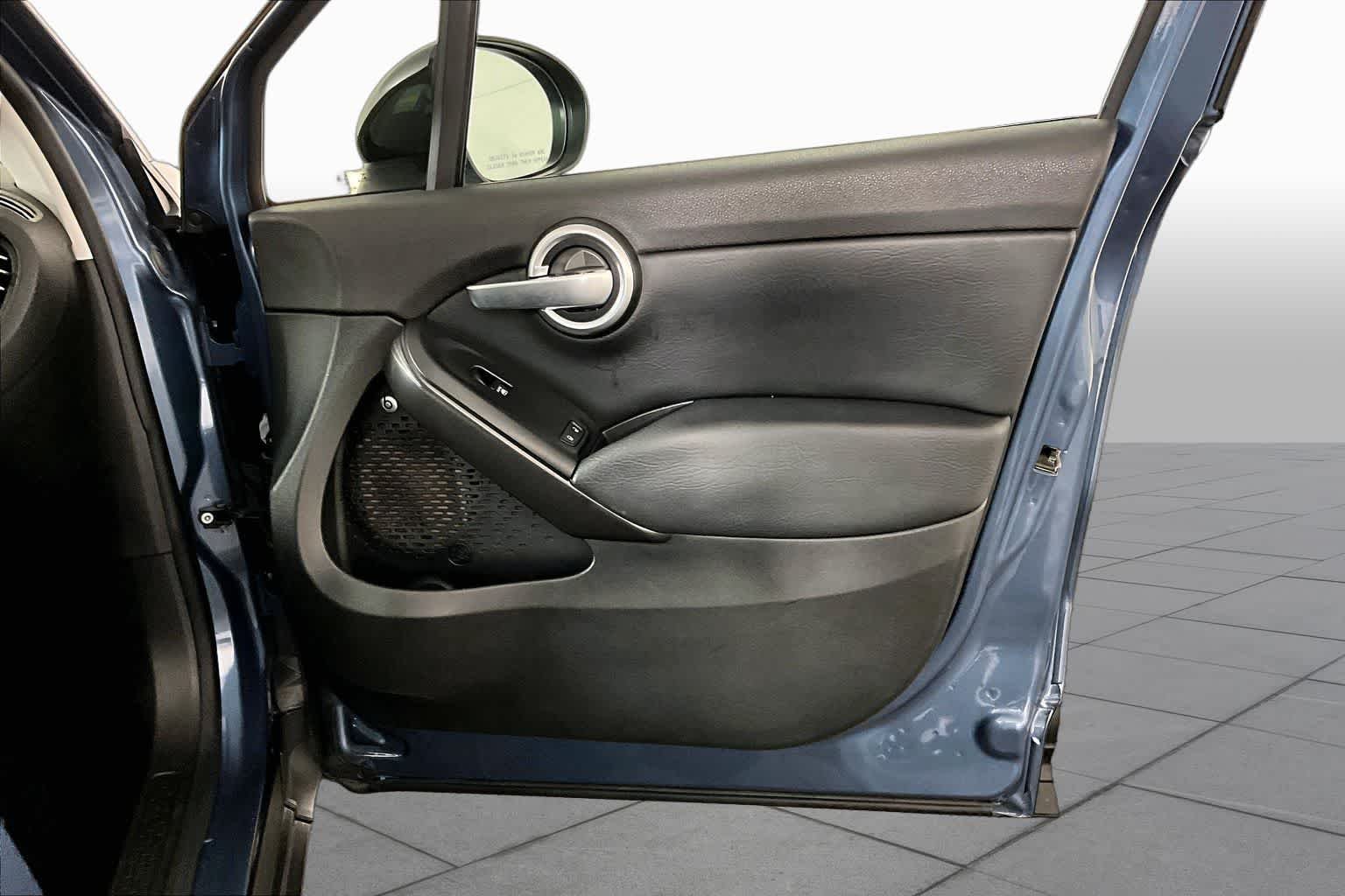 Used 2018 Blue Sky Metallic FIAT Urbana Edition image 23