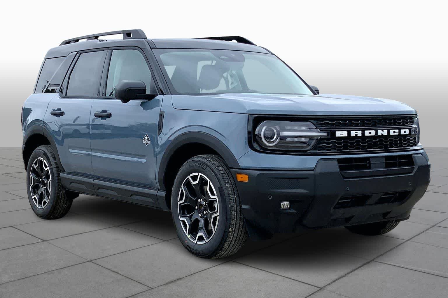 New 2026 Azure Gray Metallic Tri-Coat Ford Outer Banks® image 2