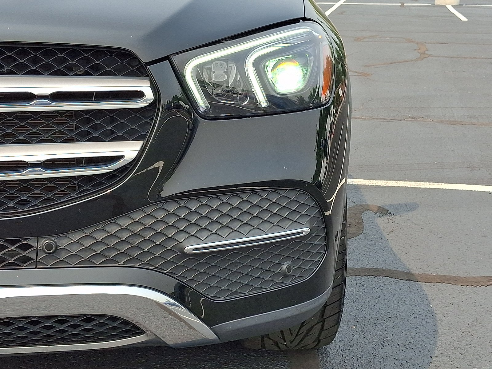 Used 2021 Black - 040 Mercedes-Benz 4MATIC® image 9