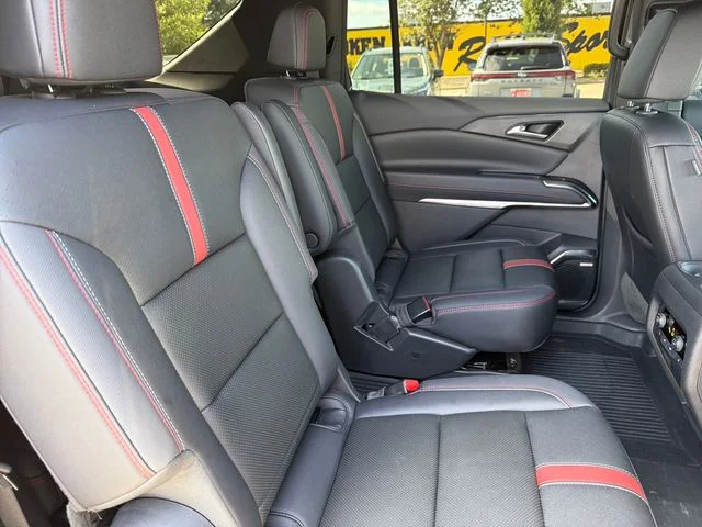 Used 2025 Gray Chevrolet RS image 27