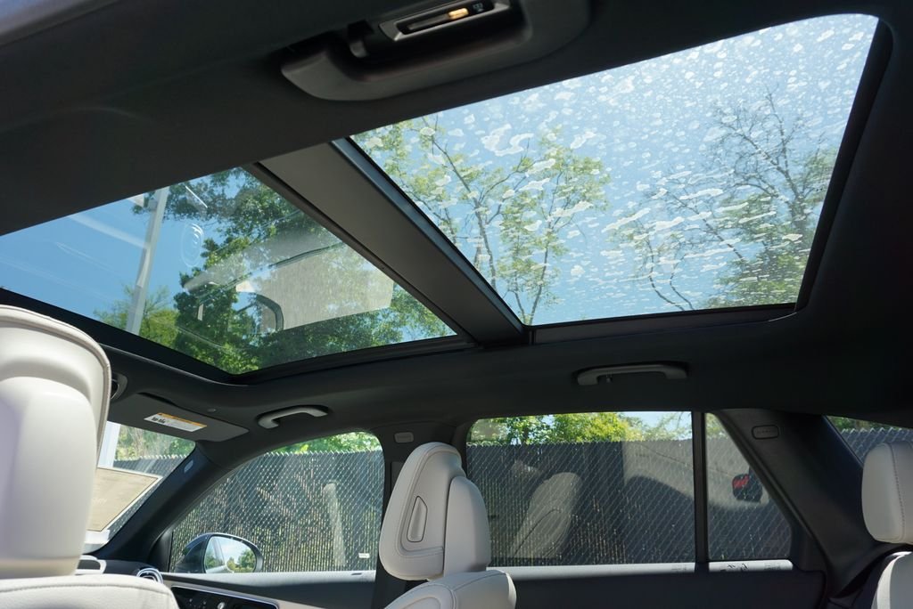 New 2026 Graphite Grey Metallic Mercedes-Benz GLC 300 image 42