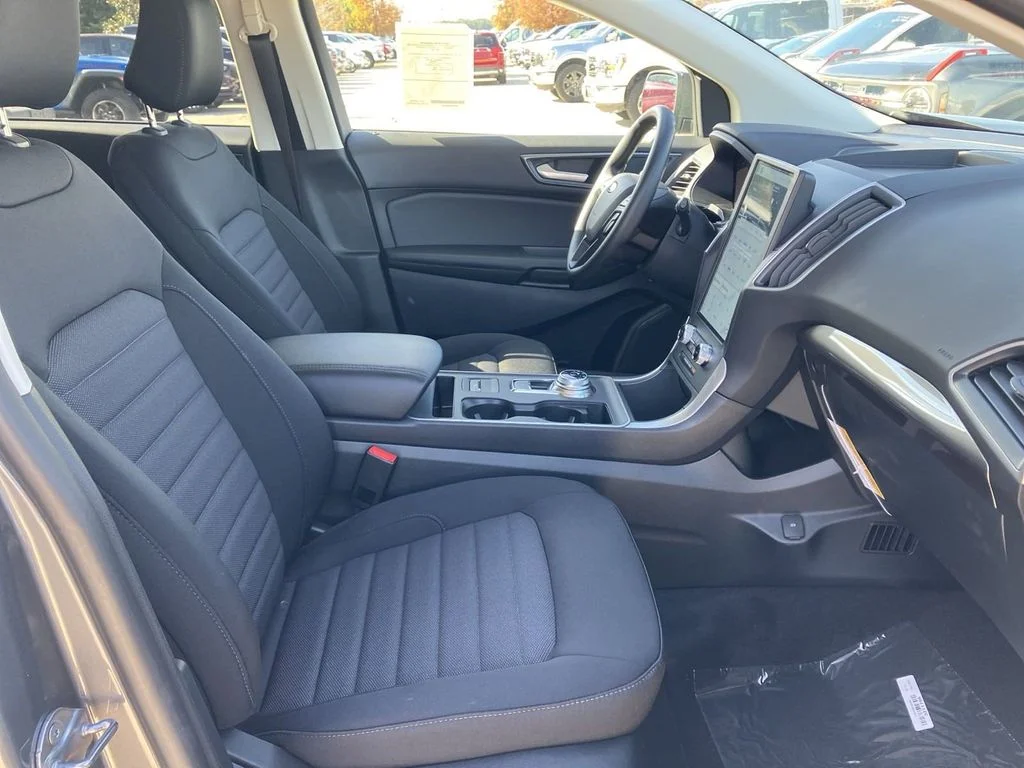 New 2024 Gray Ford SE image 29