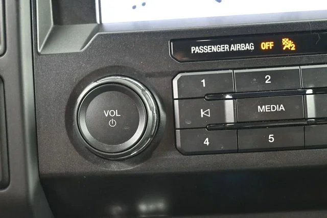 Used 2019 Gray Ford XL image 24