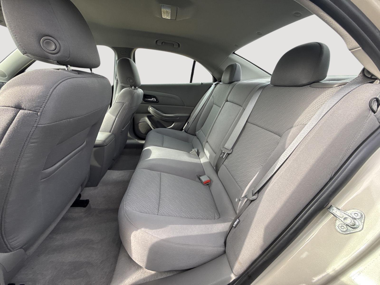 Used 2014 Champagne Silver Metallic Chevrolet LS image 25