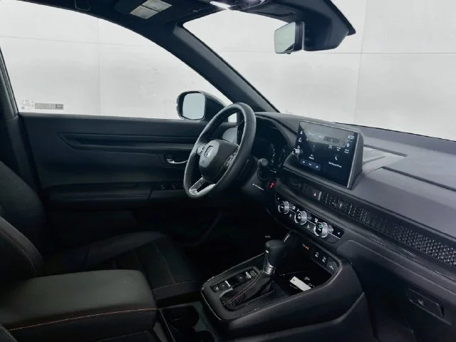 Certified Used 2026 Urban Gray Pearl Honda Sport-L image 8