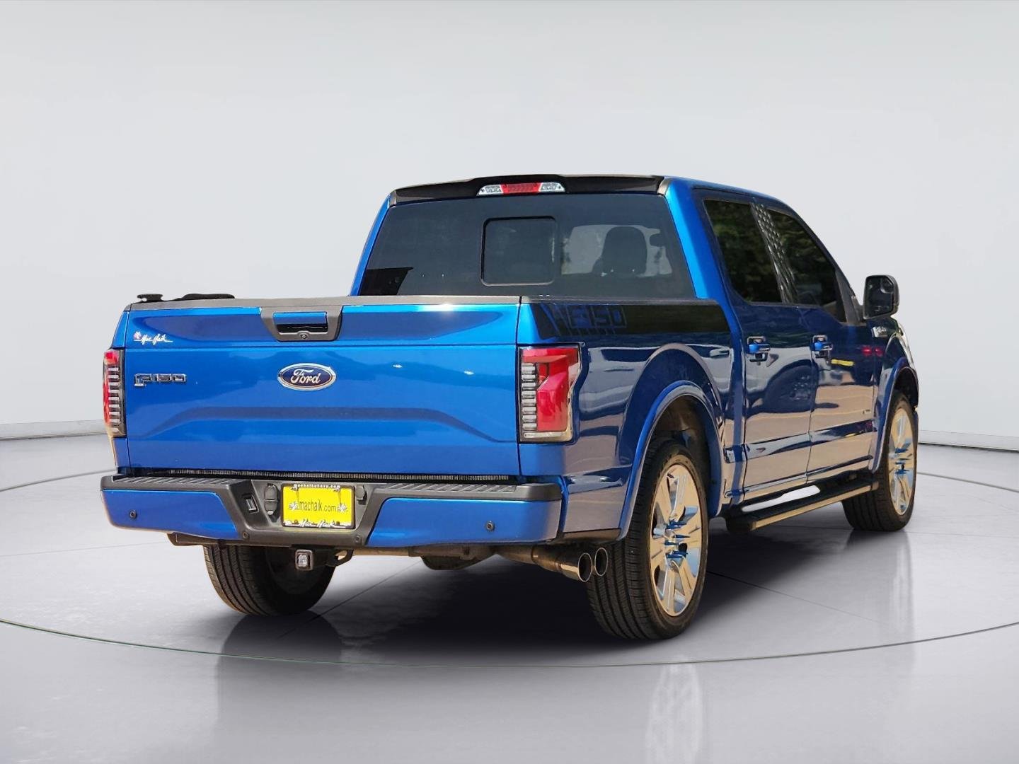 Used 2015  Ford XL image 7