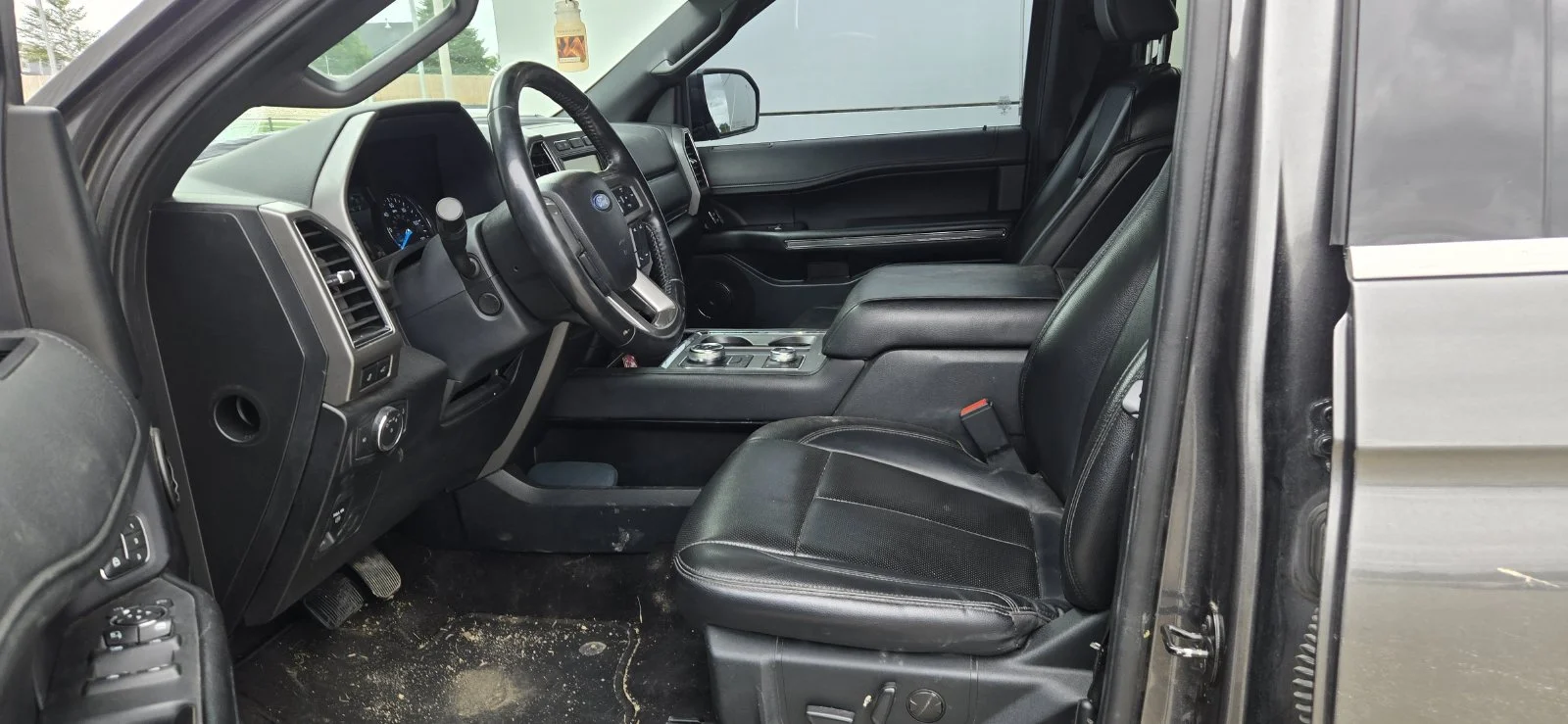 Used 2021 Gray Ford XLT image 6