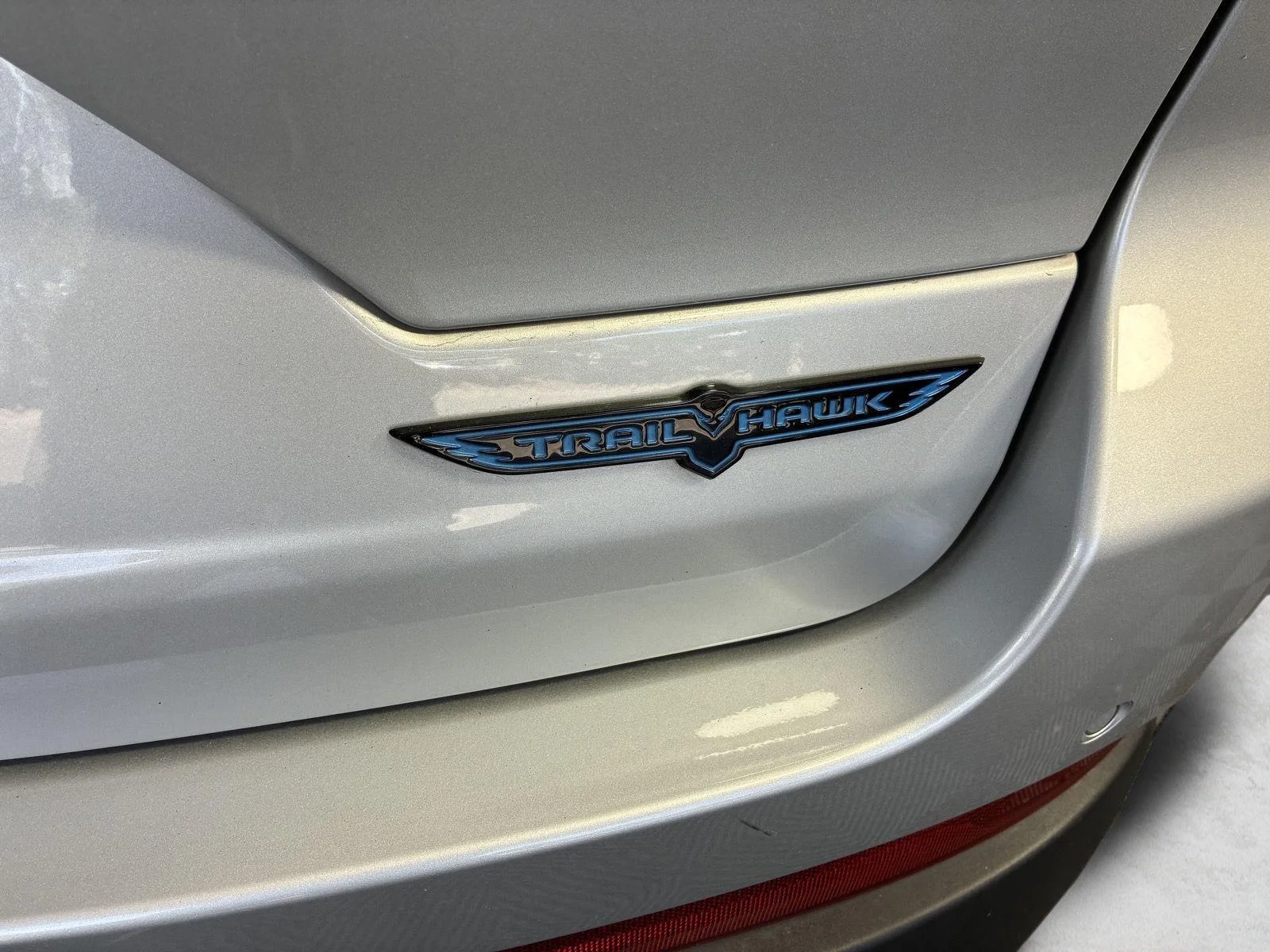 Used 2023 Silver Zynith Jeep Trailhawk image 8