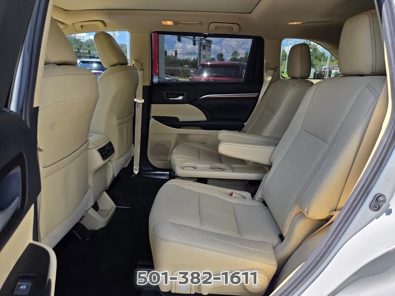 Used 2019 Blizzard Pearl TOYOTA LIMITED V6 FWD image 13