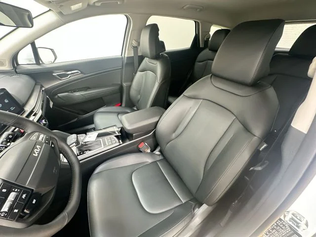 New 2026 Glacial White Pearl Kia EX image 14
