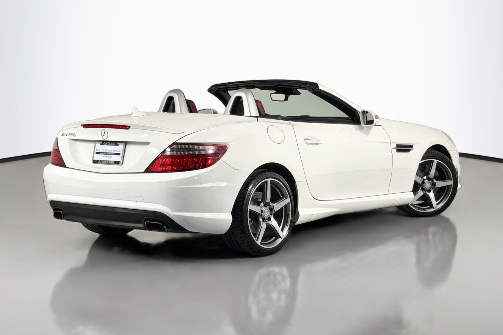 Used 2015 Polar White Mercedes-Benz 250 image 12