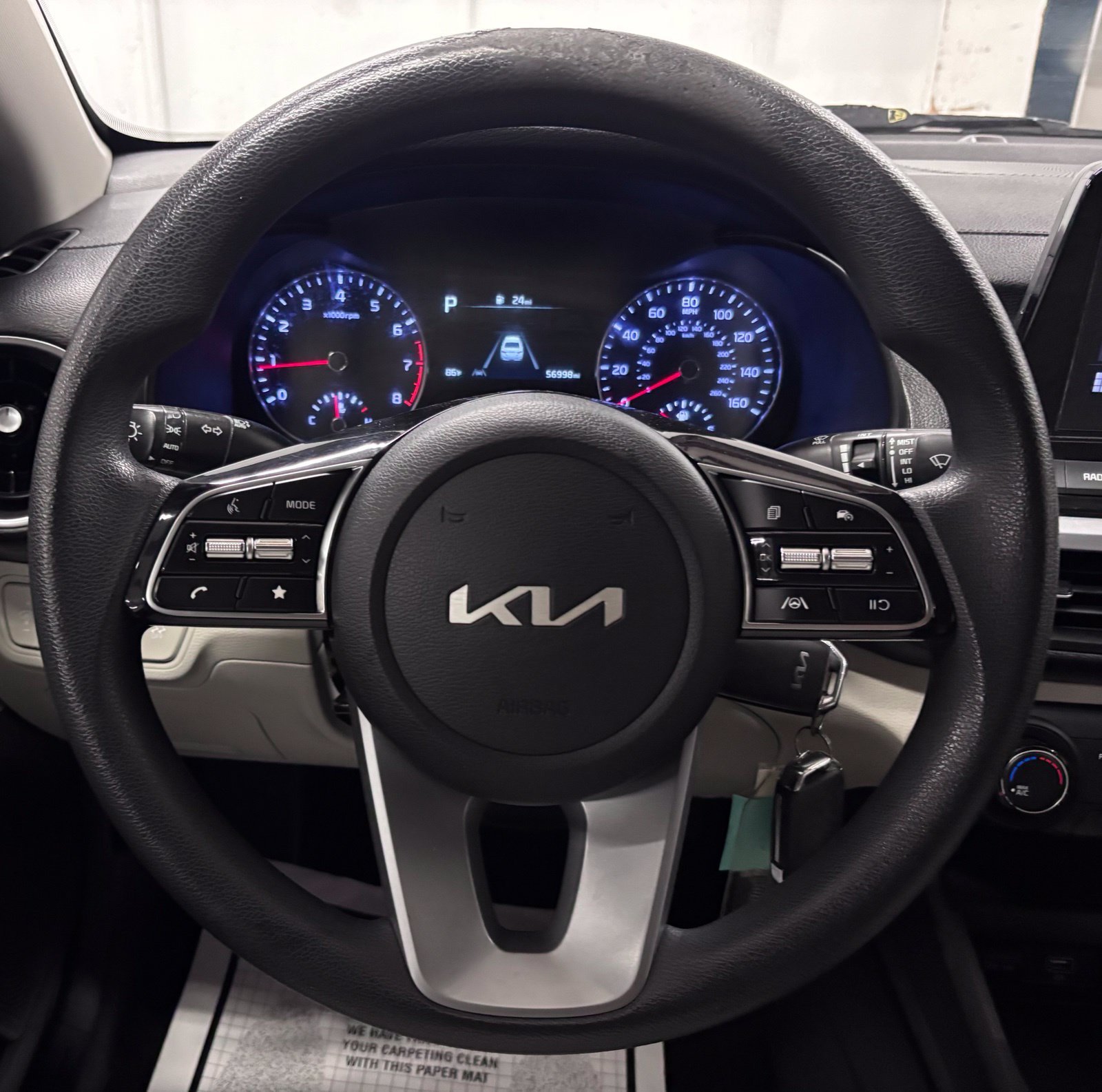 Used 2022 Black Kia LXS image 11