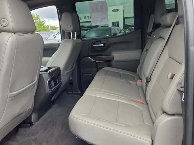Used 2019 Black GMC SLT image 13