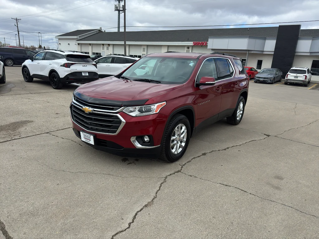 Used 2019 Cajun Red Tintcoat Chevrolet LT Cloth image 2