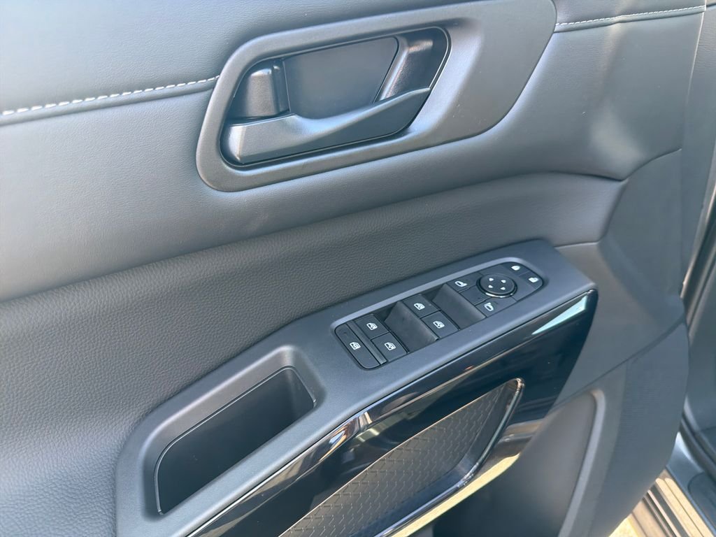 New 2026 Nissan Pathfinder SV 4D Sport Utility
