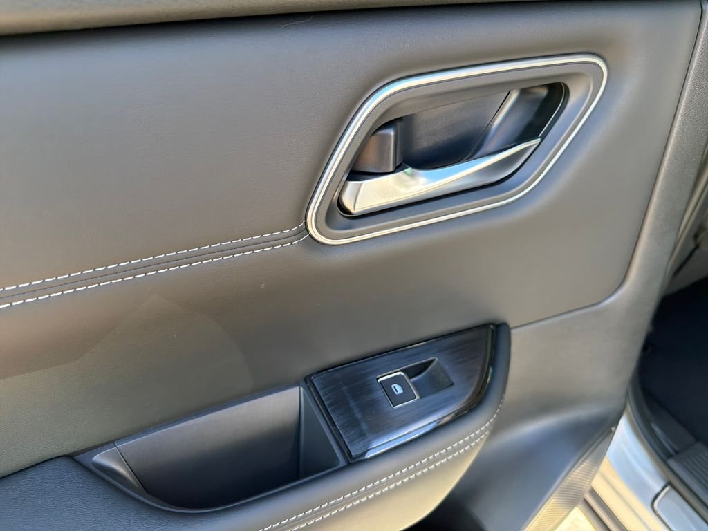 New 2026 Nissan Rogue Platinum 4D Sport Utility