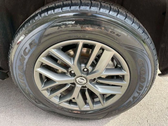 Certified Used 2021 Super Black Nissan S image 11