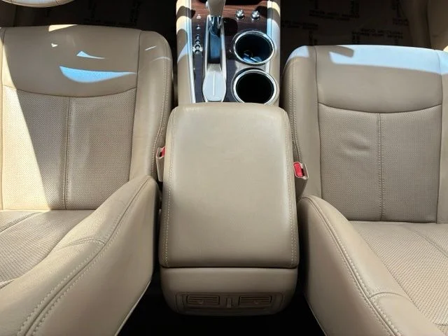 Used 2013 Moonlight White Nissan Platinum image 13