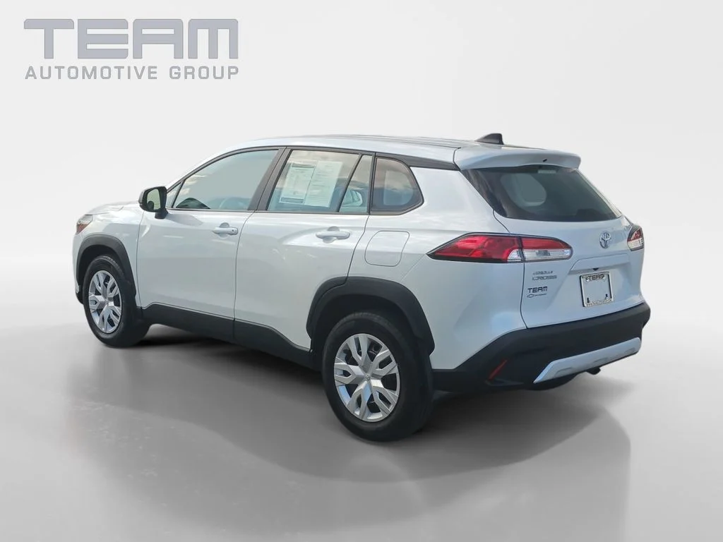 Used 2022 Beige Toyota L image 5