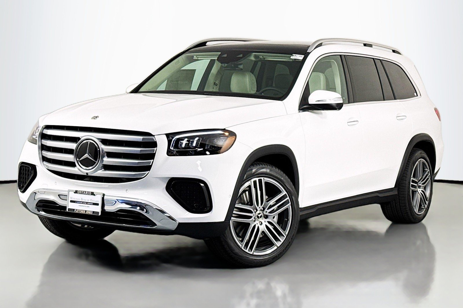 New 2026 Polar White Mercedes-Benz GLS 450 4MATIC® SUV image 1