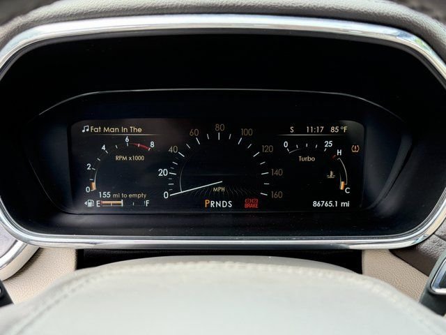 Used 2017 Black Lincoln Reserve image 6