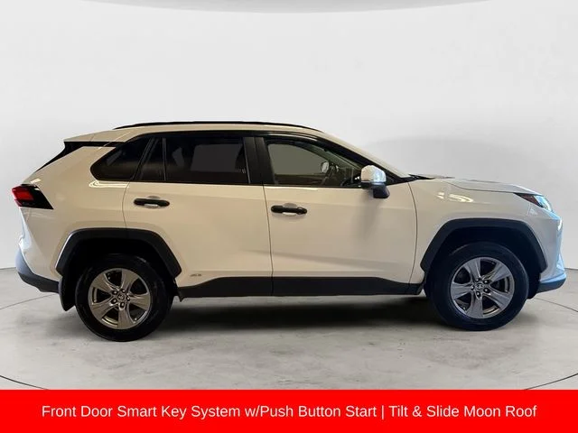 Used 2023 Ice Cap Toyota XLE image 7
