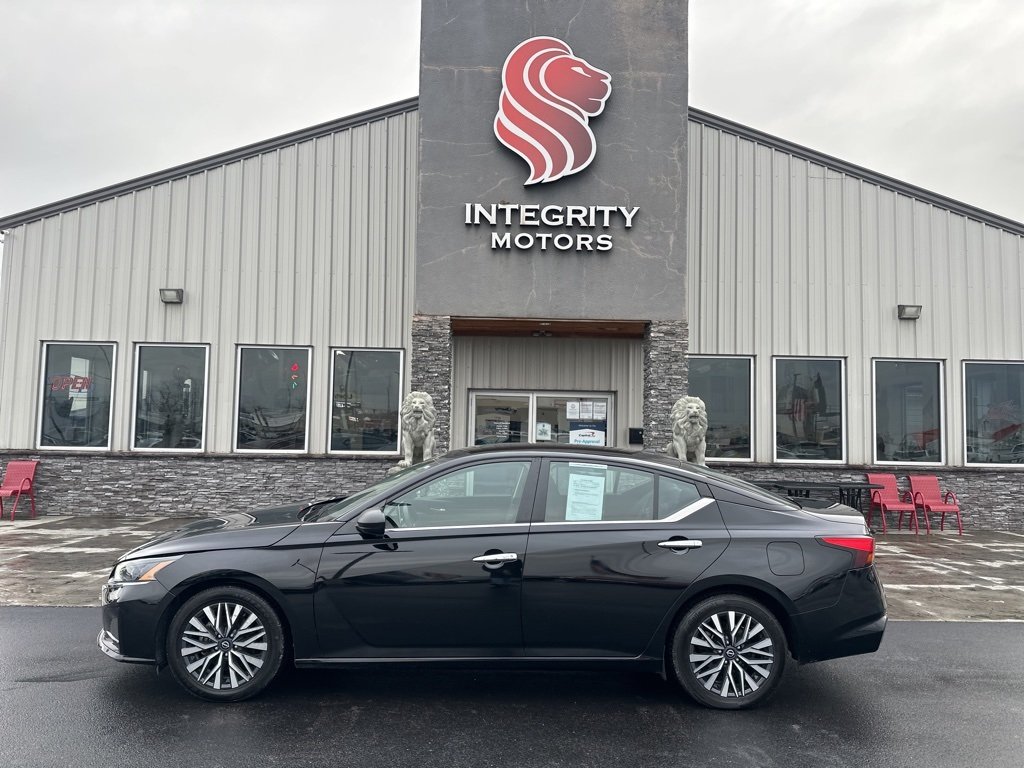 2024 Nissan Altima SV