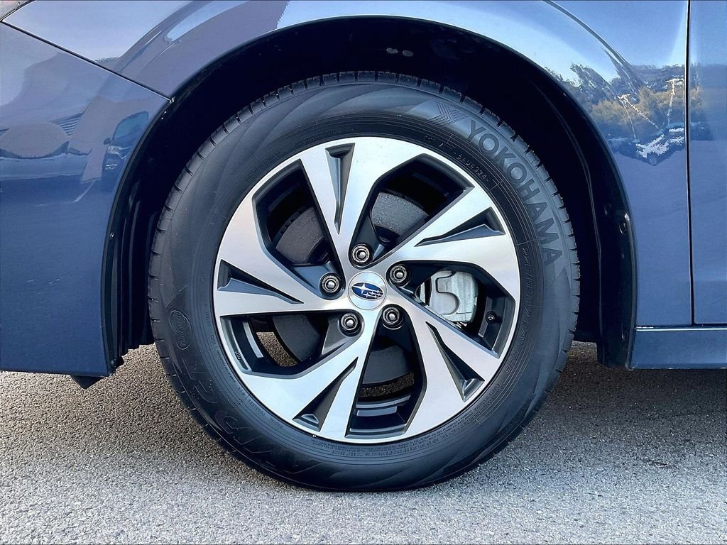 Used 2025 Cosmic Blue Pearl Subaru Premium image 7