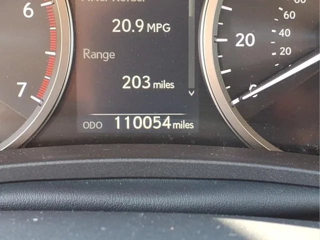Used 2016 White Lexus  image 11