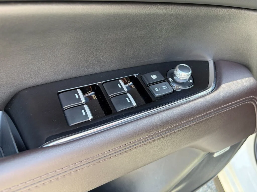 Used 2023 Rhodium White Metallic Mazda Signature AWD at BOSE sound,Turbo,AWD and a grea image 19