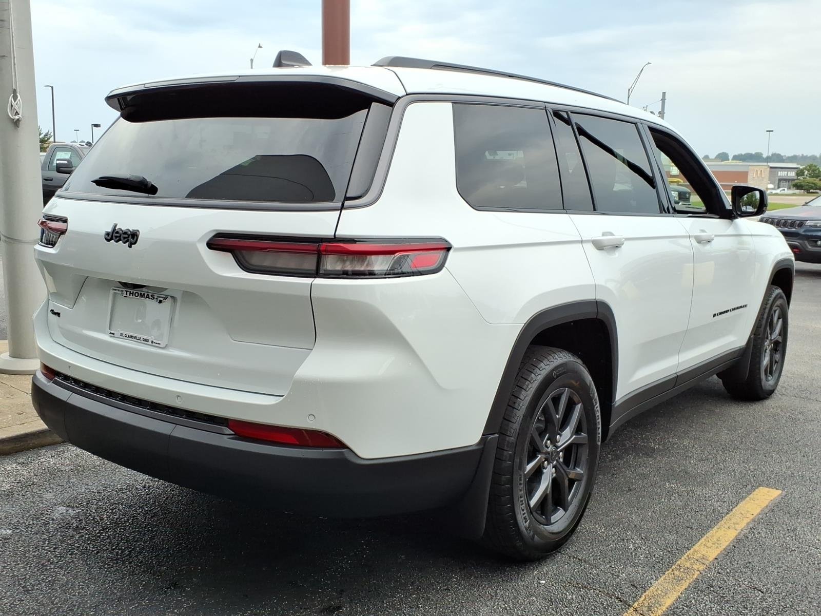 New 2027 Bright White Clearcoat Jeep Altitude image 3