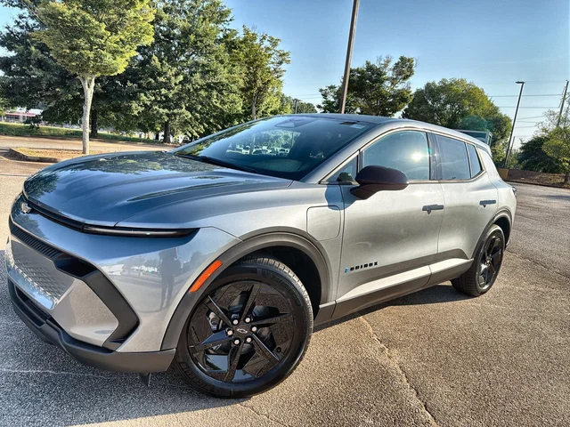 2026 Chevrolet Equinox EV LT