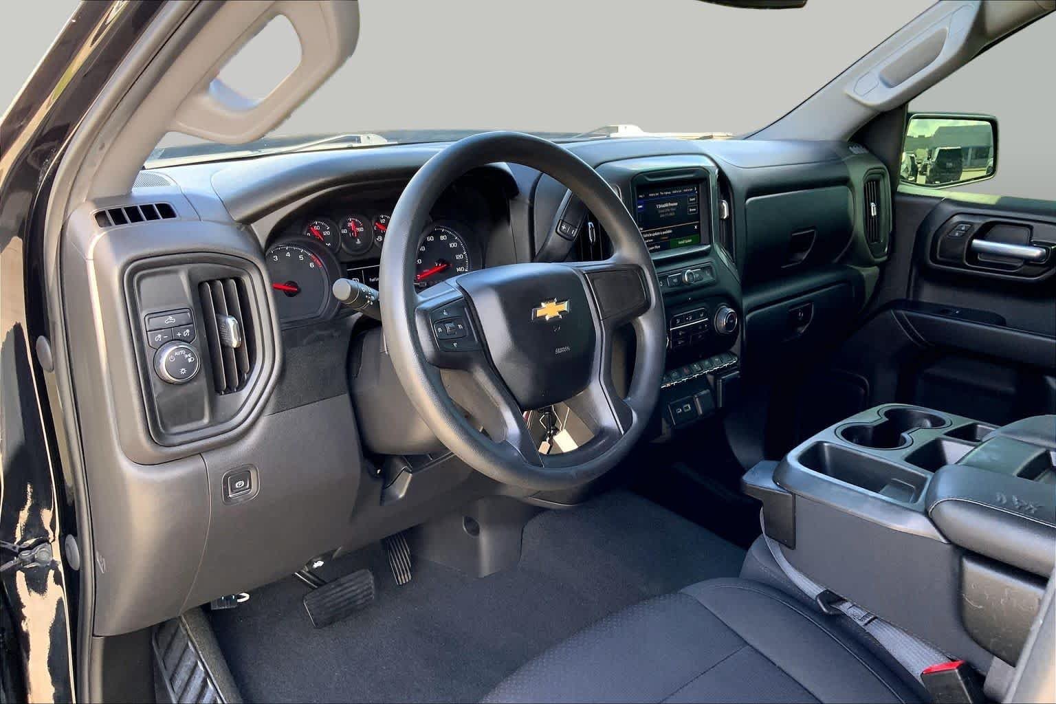 Used 2021 Black Chevrolet Custom image 17