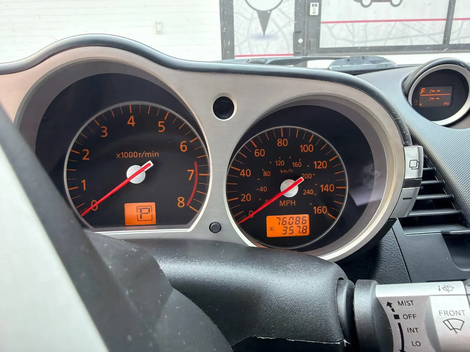 Used 2006 Silverstone Metallic Nissan Enthusiast image 15