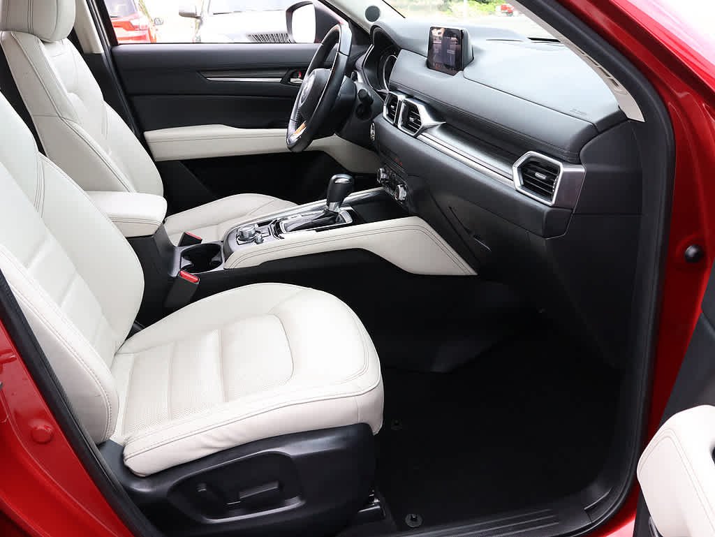 Used 2018 Soul Red Crystal Metallic Mazda Grand Touring image 30