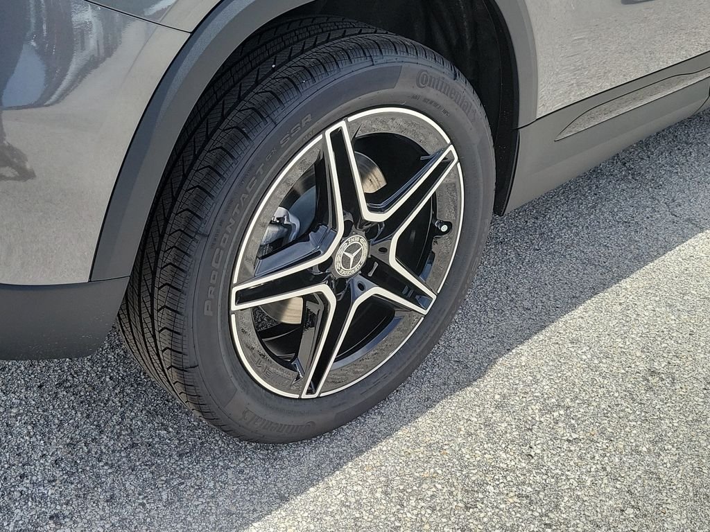 New 2026 Mountain Grey Metallic Mercedes-Benz GLA 250 image 7