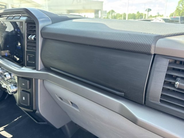 Used 2024 Blue Ford XLT image 40