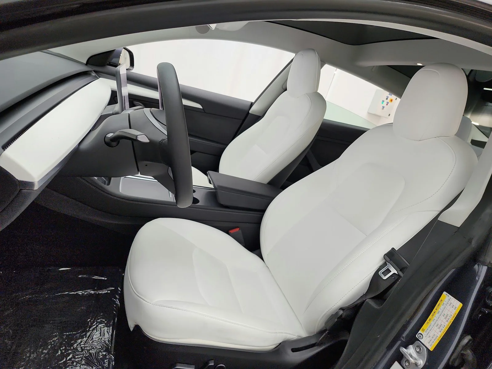 Certified Used 2023 Cirrus Silver Metallic Mercedes-Benz GLC 300 4MATIC® Coupe image 31