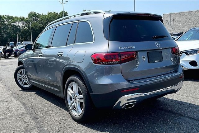 Certified Used 2023 Gray Mercedes-Benz GLB 250 image 3