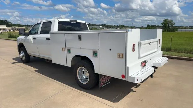 New 2026 Bright White Clear-Coat Exterior Paint RAM Tradesman image 7