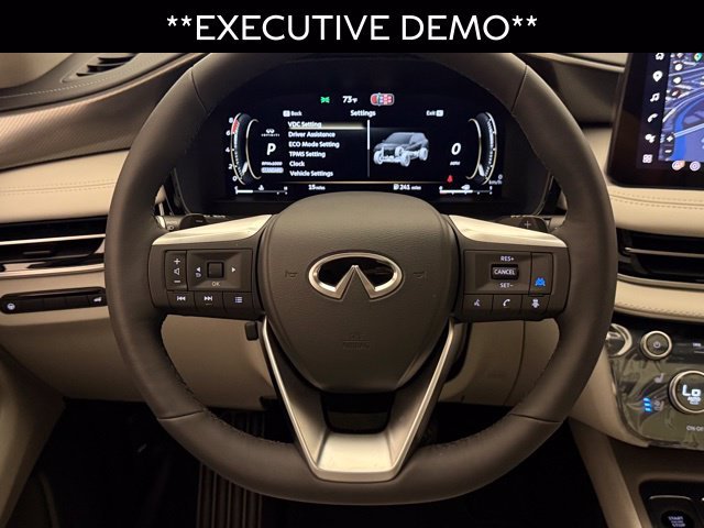 Certified Used 2026 Graphite Shadow INFINITI LUXE image 28