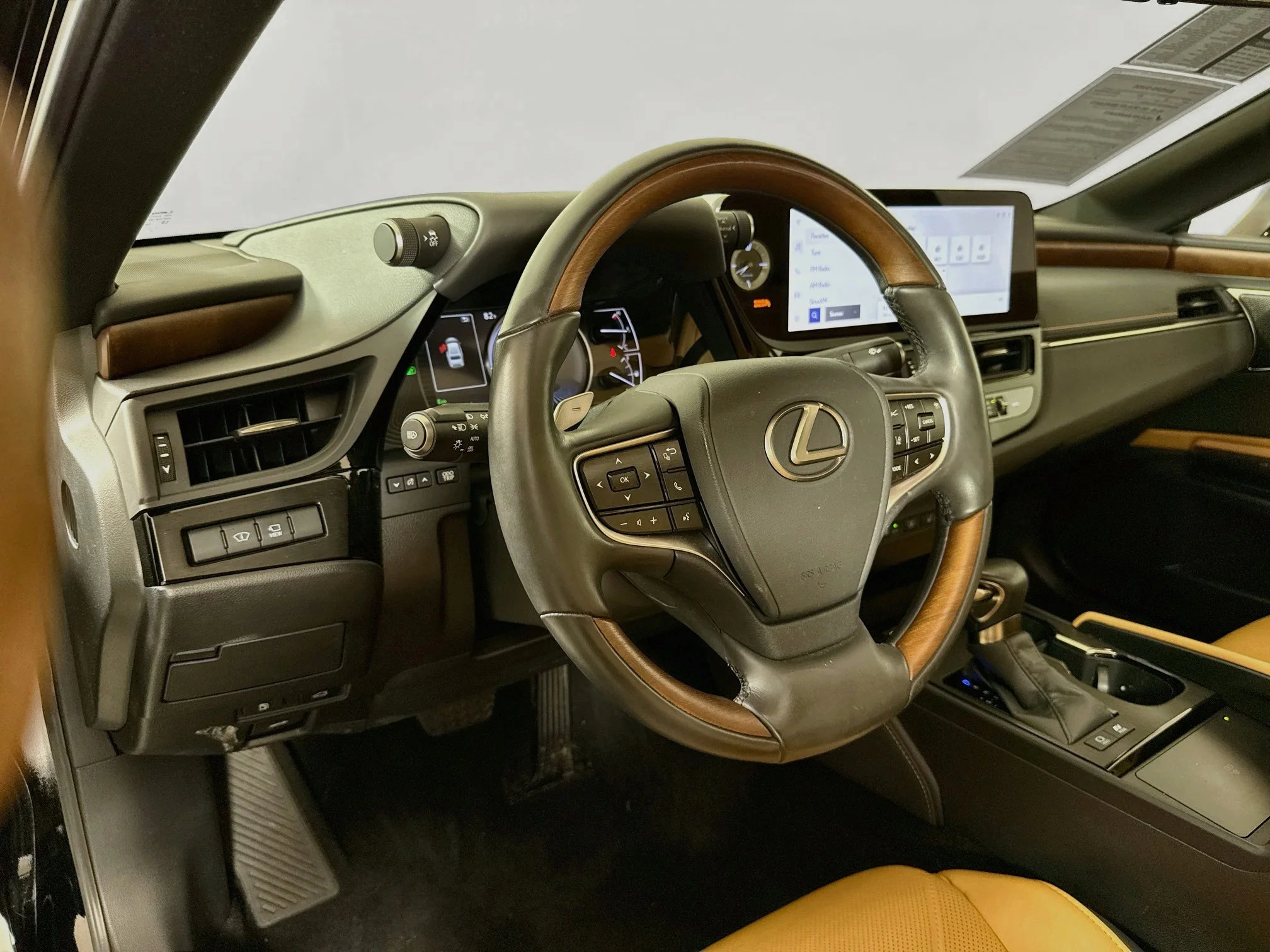 Certified Used 2024 OBSIDIAN Lexus 300h Luxury image 9